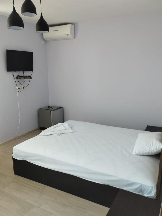 Alfa Guest Rooms With Parking 바르나 외부 사진