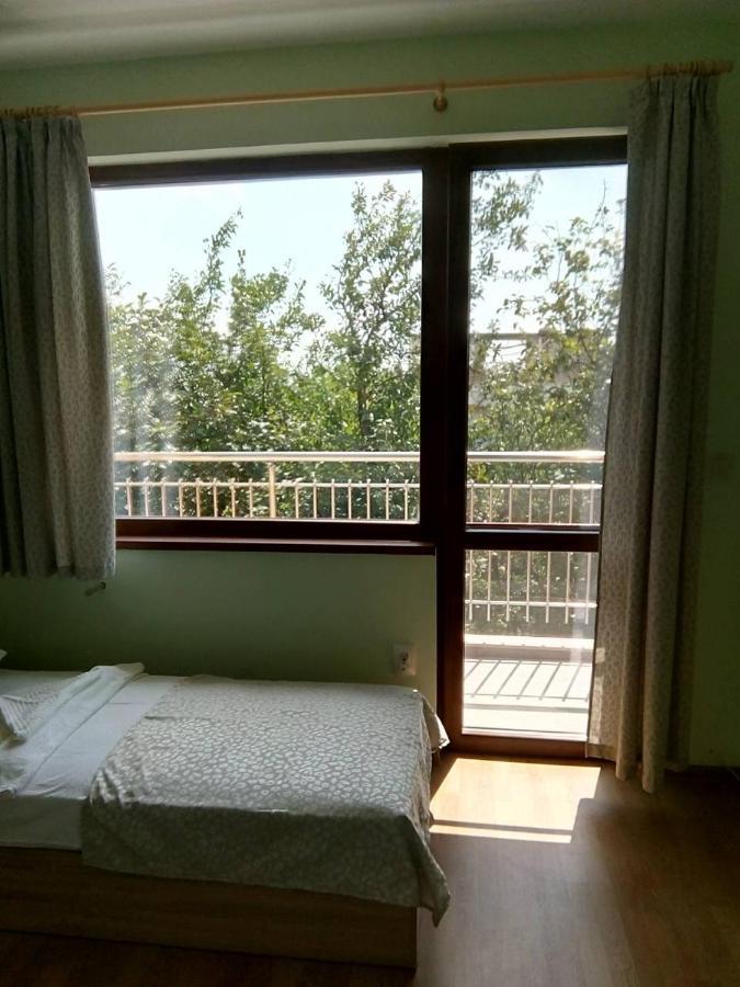 Alfa Guest Rooms With Parking 바르나 외부 사진