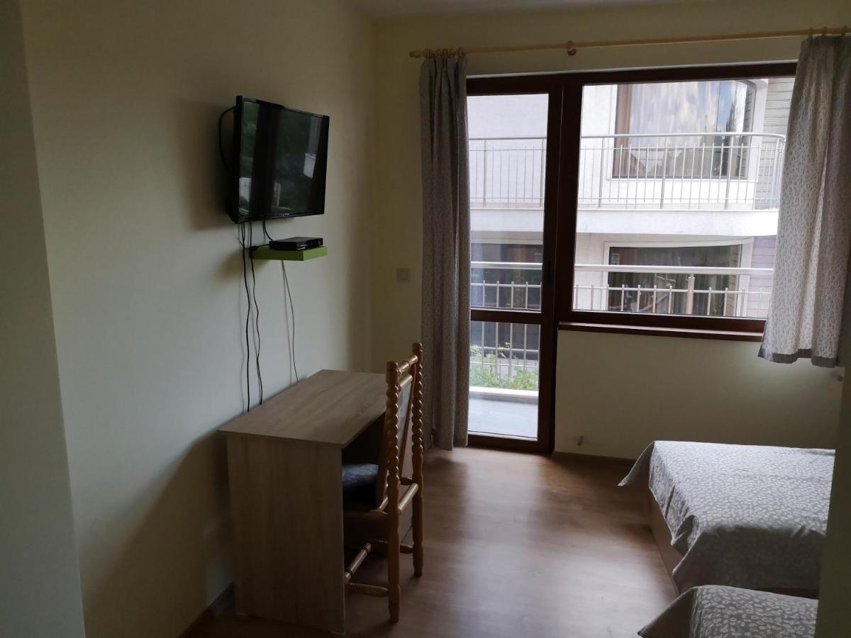 Alfa Guest Rooms With Parking 바르나 외부 사진