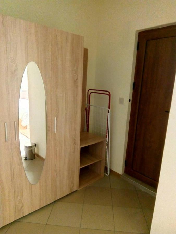 Alfa Guest Rooms With Parking 바르나 외부 사진