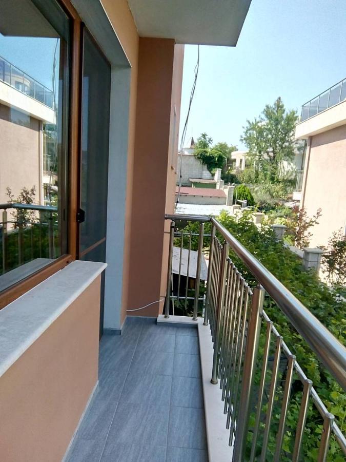 Alfa Guest Rooms With Parking 바르나 외부 사진